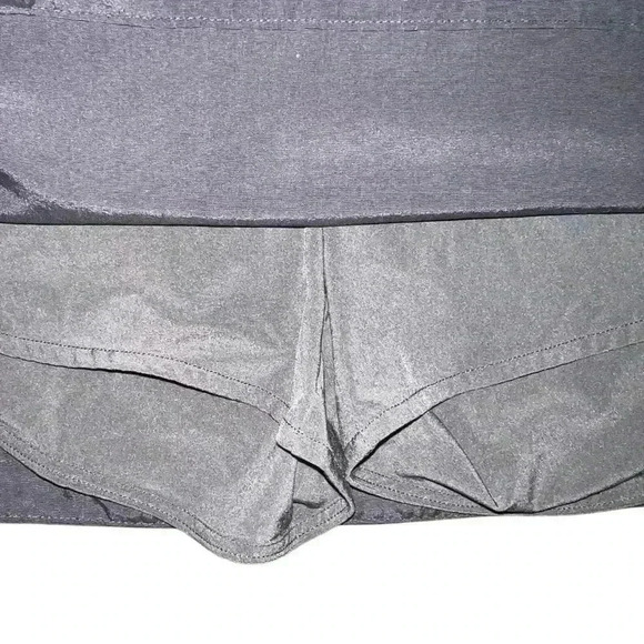 North Face skirt with shorts underneath size small - Picture 4 of 10